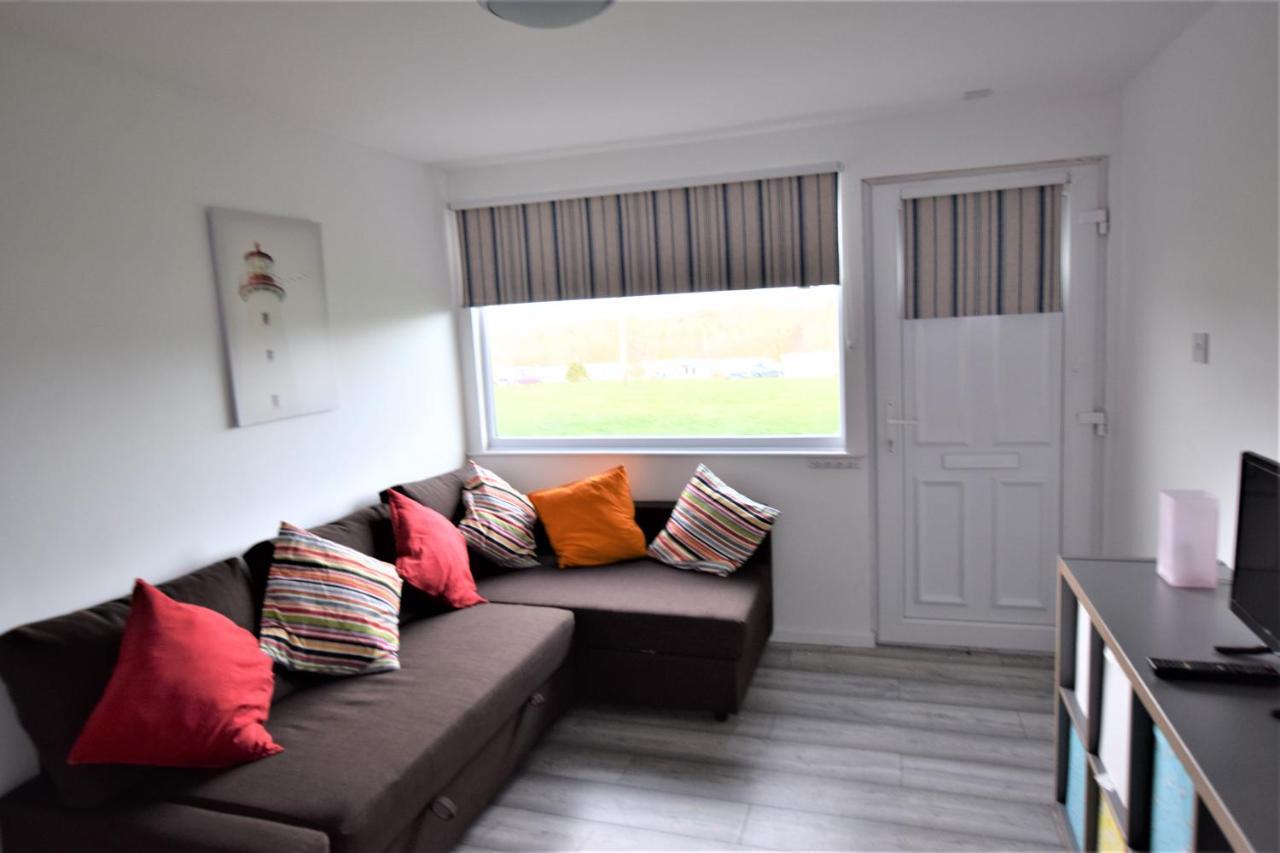 Chalet 56 Sandown Bay Holiday Centre Generous Money Off Ferry Crossing & Special Offer Until End Of June, September And Halloween Deals Now On Екстериор снимка